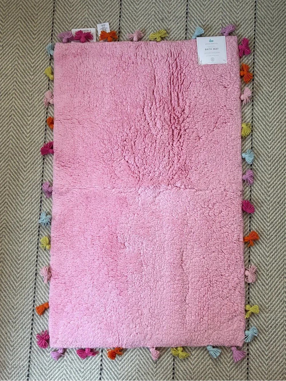 NWT Pottery Barn Lilly Pulitzer Plush Bath Mat with Multicolor Tassel Trim